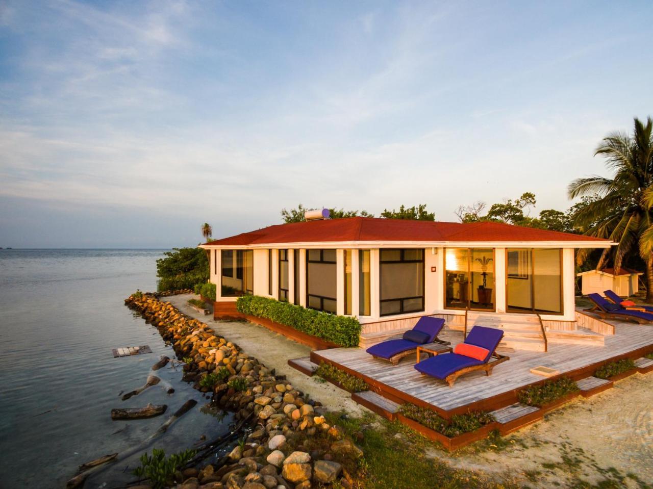 Royal Belize Hotel Thatch Caye Eksteriør billede